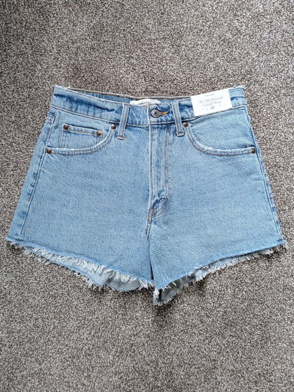 Abercrombie and Fitch High Rise 90s Cutoff Short size 26